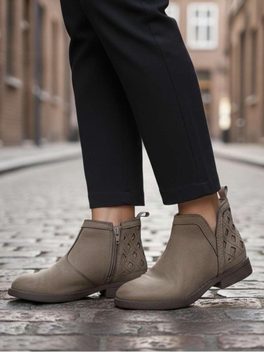 OshKosh B'gosh Taupe Cutout Chelsea Ankle Boots